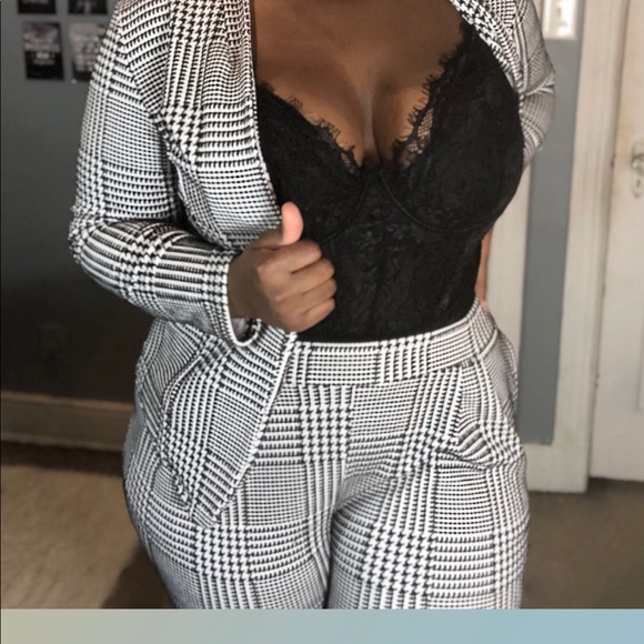 Plaid 2 Piece Suit - Picture 2 of 3